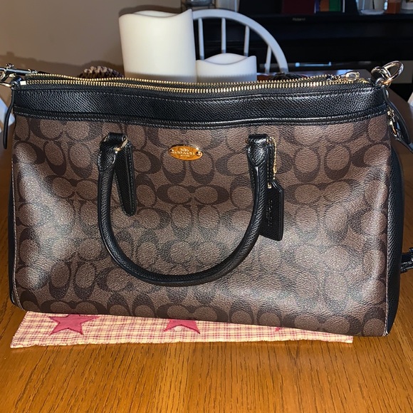 Coach satchel - Picture 1 of 7